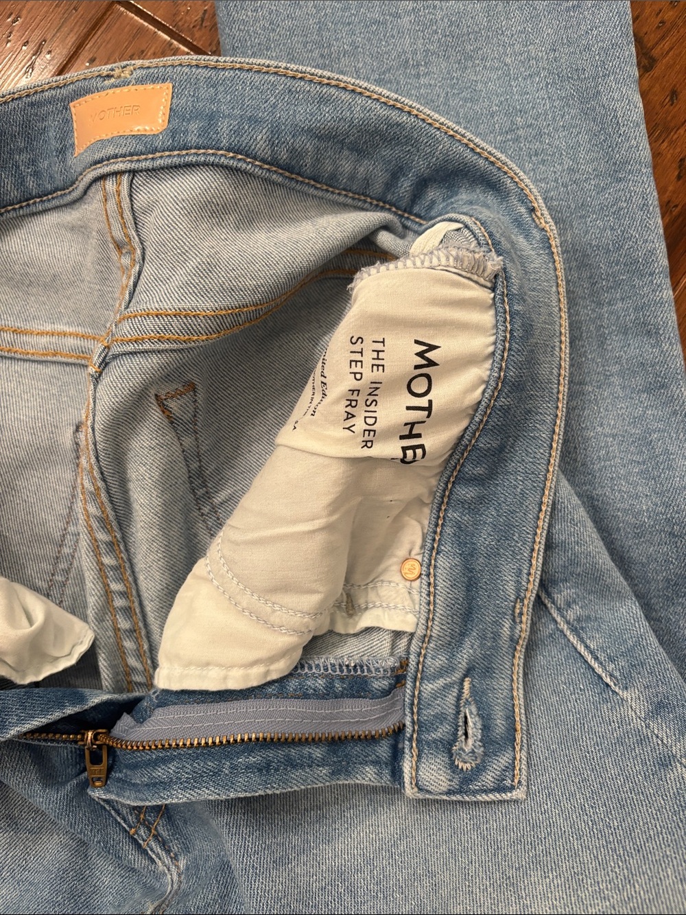 MOTHER Light Blue Cropped Frayed-Hem Jeans - Picture 10 of 12